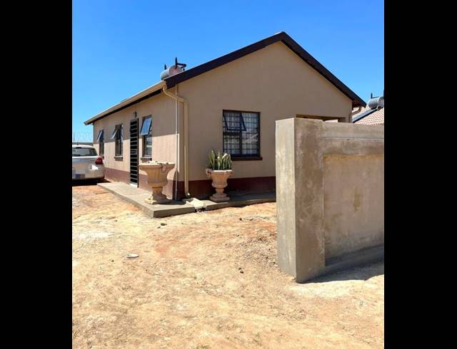 3 BEDROOM HOUSE FOR SALE IN WINDMILL PARK